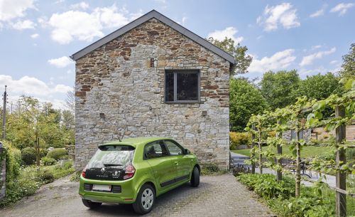 RENOVATION R RENOVATION R